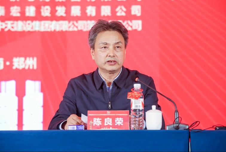 陈亮荣.jpg 陈亮荣.jpg